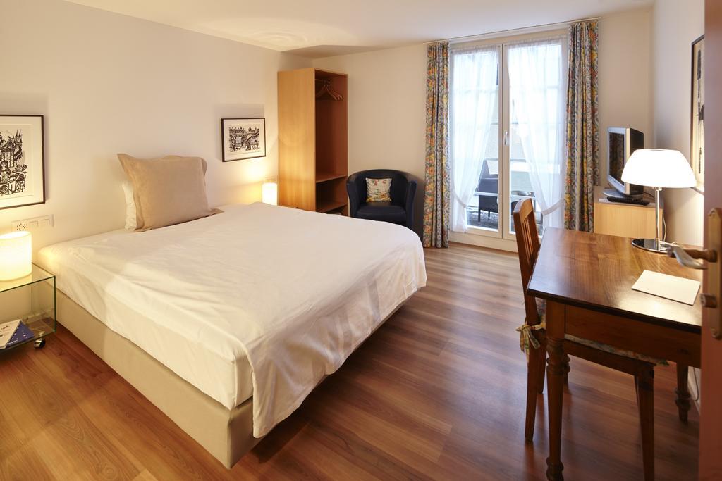 Landgasthof Hotel Roessli Lucerne Room photo